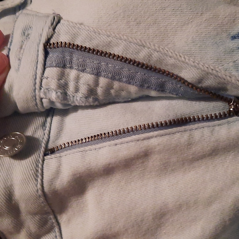 AVA VIV Tye Dye Midi Denim Shorts Raw Hem 24W NWT - Picture 5 of 9